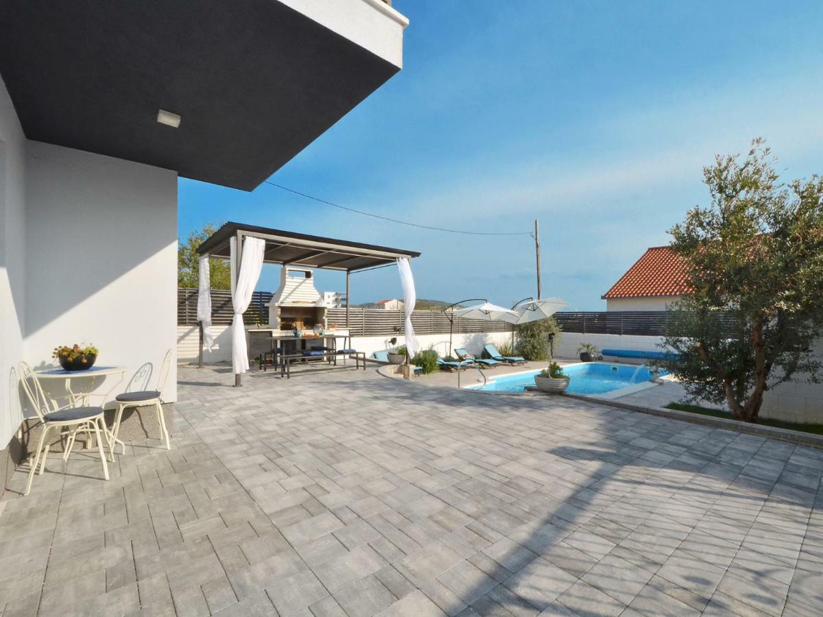Deluxe Apartman Porto Trogir Exterior photo